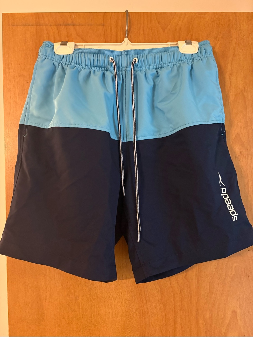 Speedo Men’s Light Blue and Navy Colorblock Swim Trunks